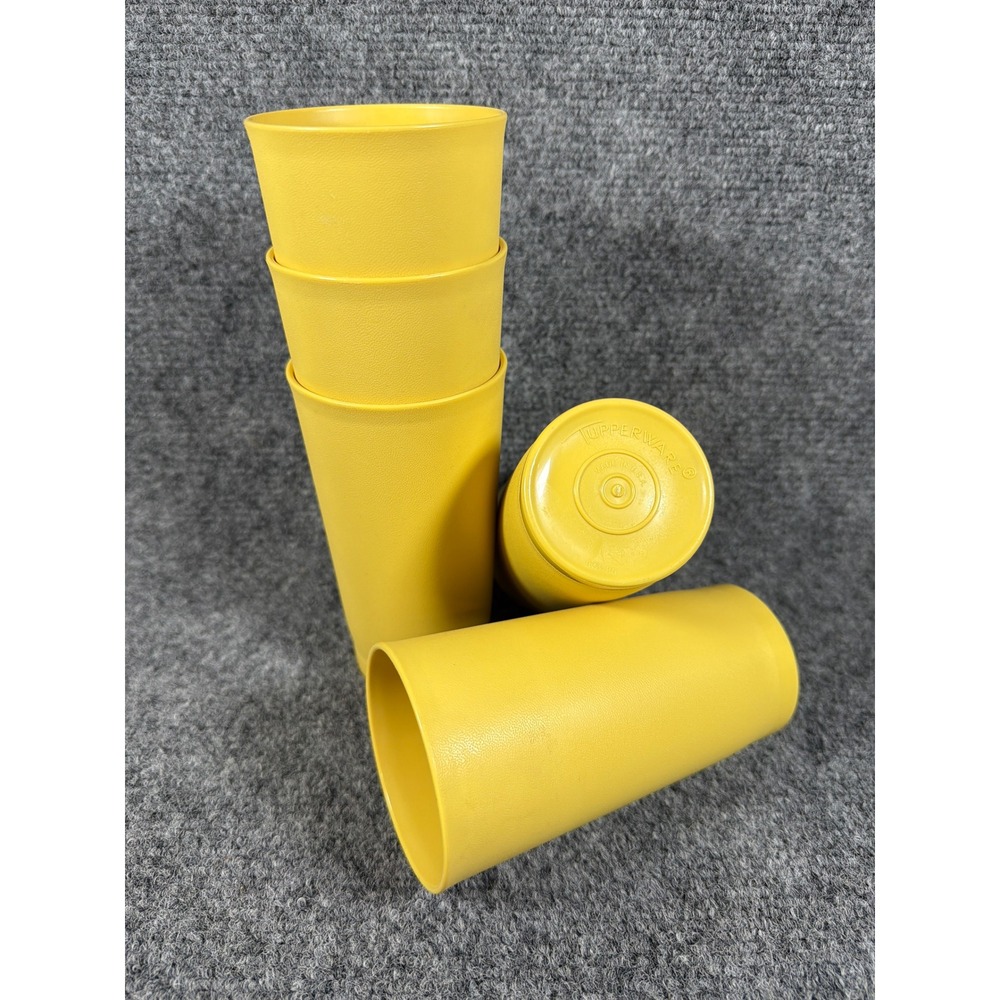 Vintage Tupperware Yellow Tumblers Set of 5 Harvest Gold 16oz Cups‎ 873 USA Made